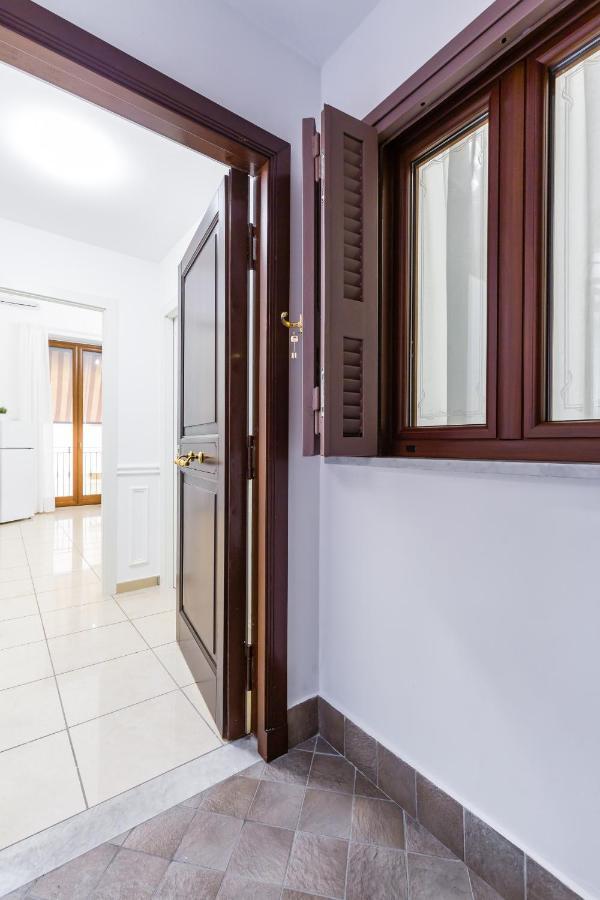 Ventaglieri Cozy Apartment By Wonderful Italy Naples Luaran gambar